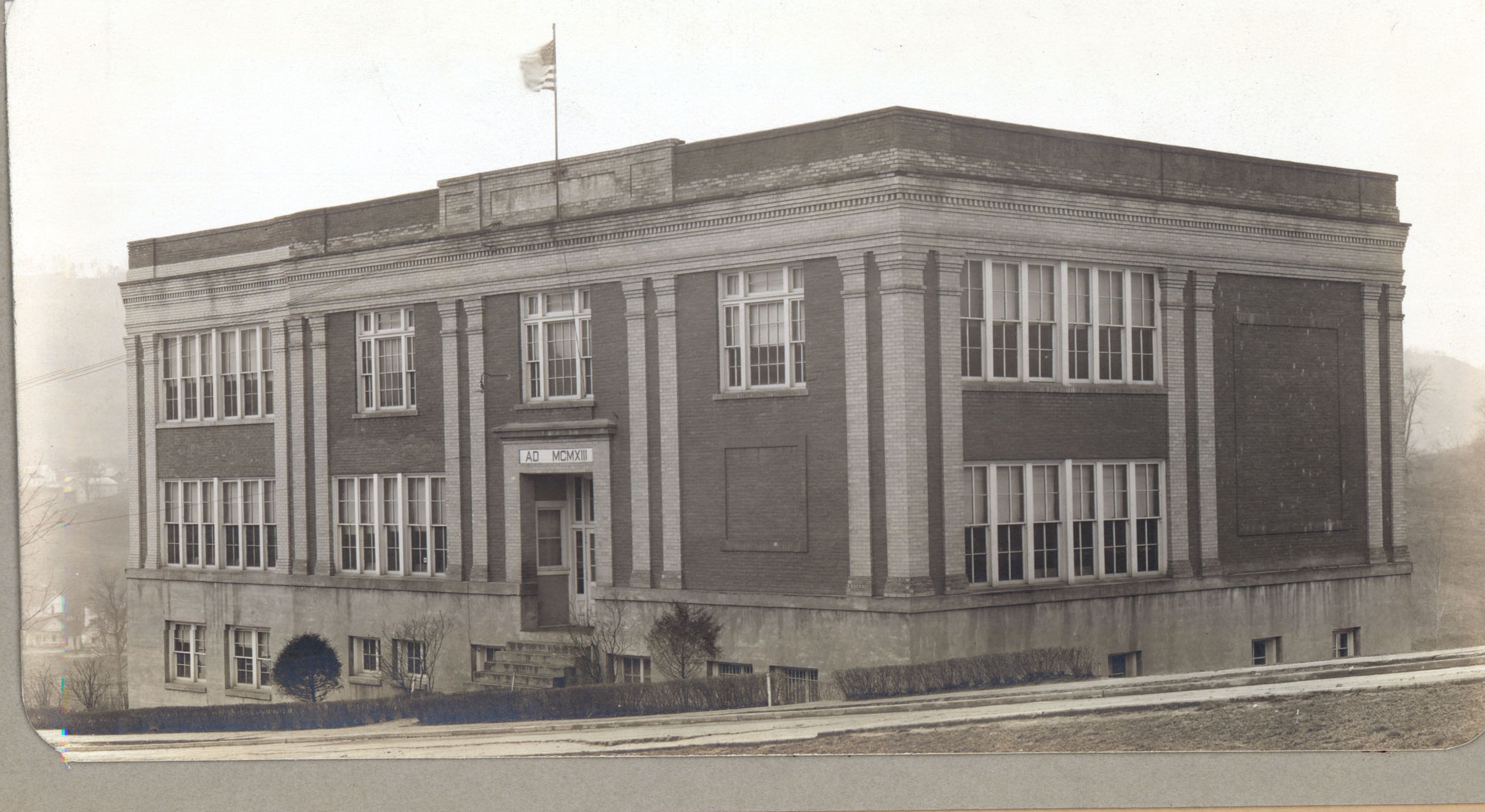 GLENVILLE HIGH SCHOOL